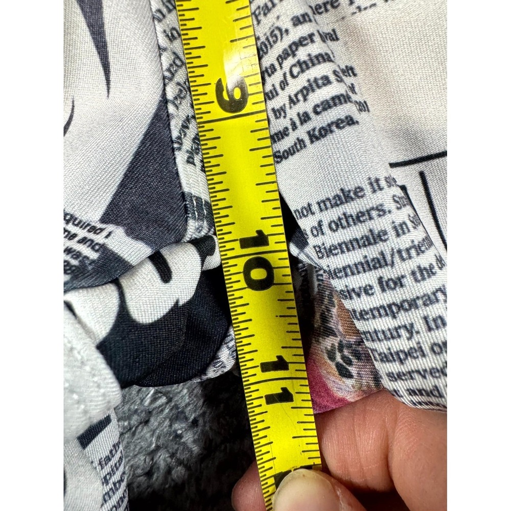 Womens Leggings 26x26 Multicolor High Waisted Newspaper Print Performance Sports - Picture 5 of 7